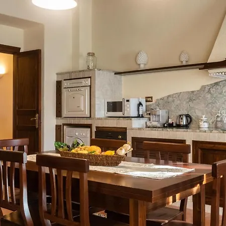 Apartment Porto Antico La Cala