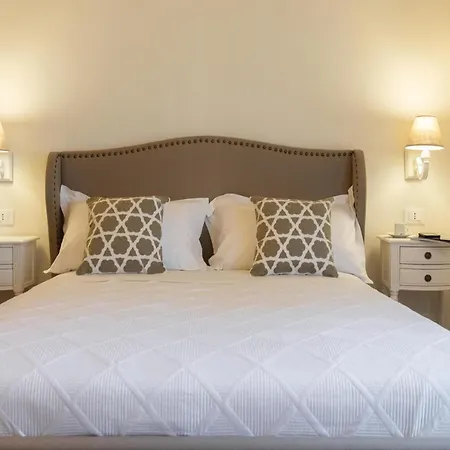 Porto Antico La Cala Apartment Palermo